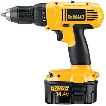 Аккумуляторный шуруповерт DeWalt DC 728 KA
