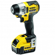 Шуруповерт аккумуляторный DeWalt DCF 825 M2